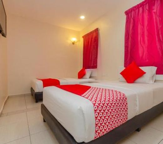 OYO 1010 Skudai Hotel