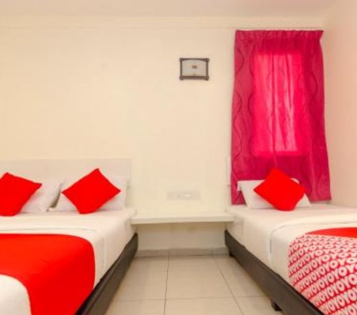 OYO 1010 Skudai Hotel