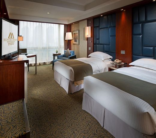 Beijing Kuntai Royal Hotel