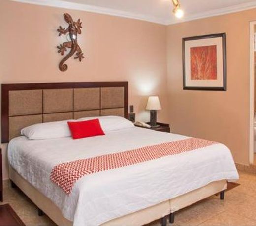 Ramada by Wyndham Tikal Isla de Flores