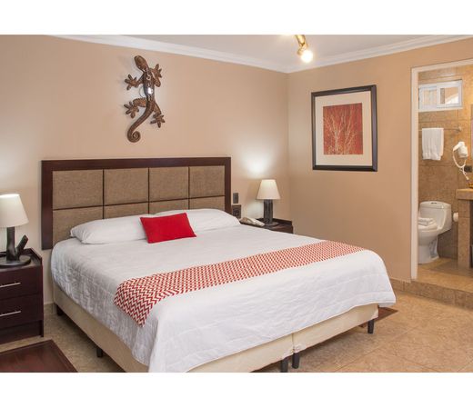Ramada by Wyndham Tikal Isla de Flores