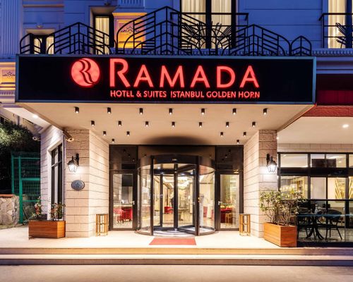 Ramada Hotel & Suites by Wyndham Istanbul Golden Horn - Стамбул - фото 21