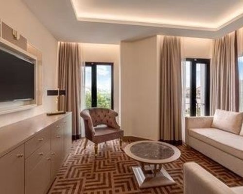 Ramada Hotel & Suites by Wyndham Istanbul Golden Horn - Стамбул - фото 5