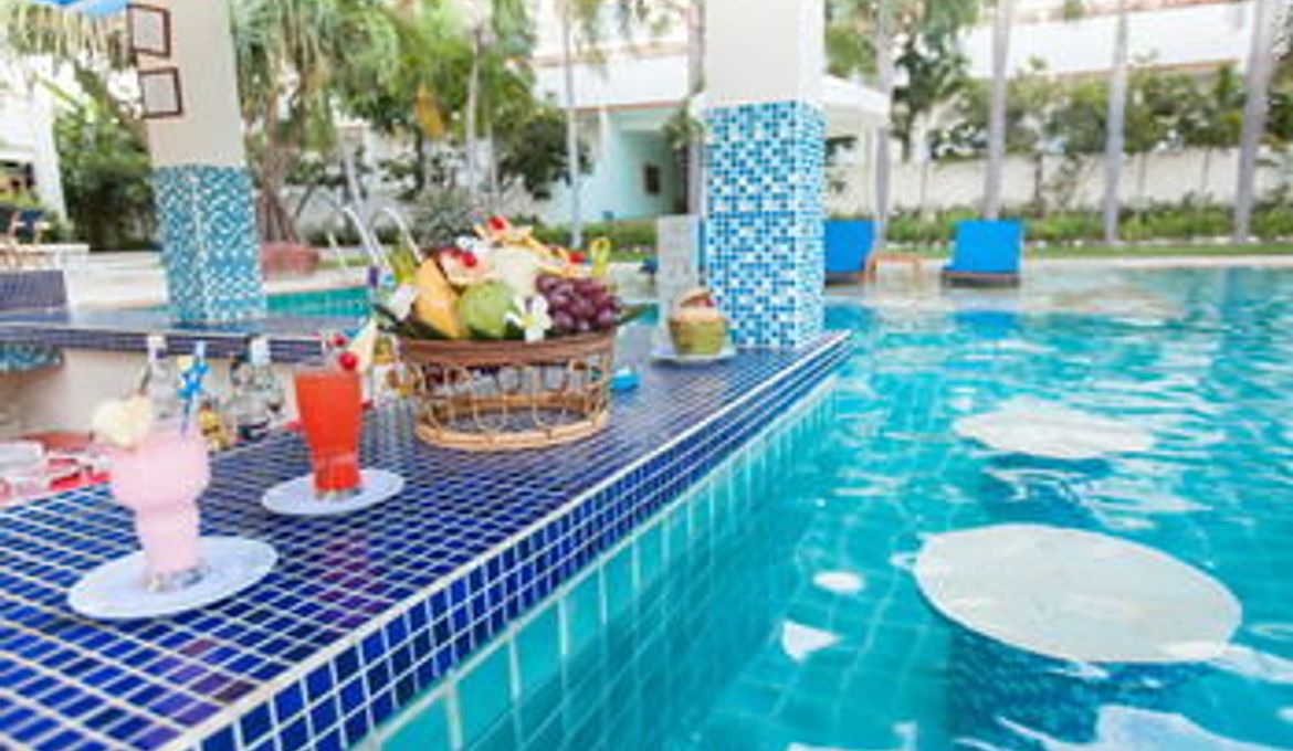 Chalong Beach Hotel Phuket