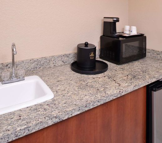 BW PLUS HERITAGE INN RANCHO CU