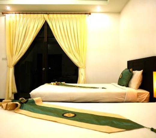 Monaburi Boutique Resort
