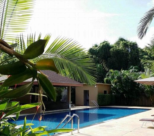 Naiyang Beach Hotel SHA Plus