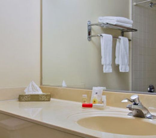 FAIRBRIDGE HOTEL CL