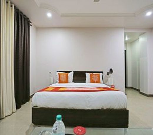 OYO 4635 Sheetal Hotel