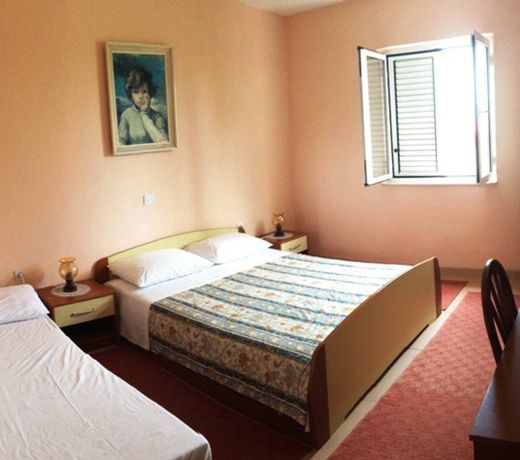 Apartman Pavin, Poljana