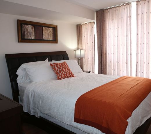 Duke Furnished Suites 310
