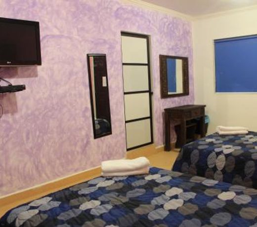Terracota Corner Rooms