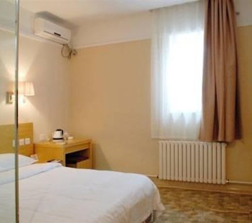 Super 8 Changchun Heping Main Street