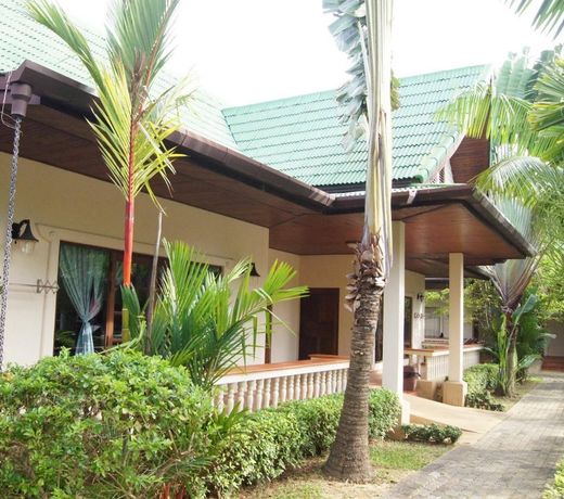 Tuna Resort