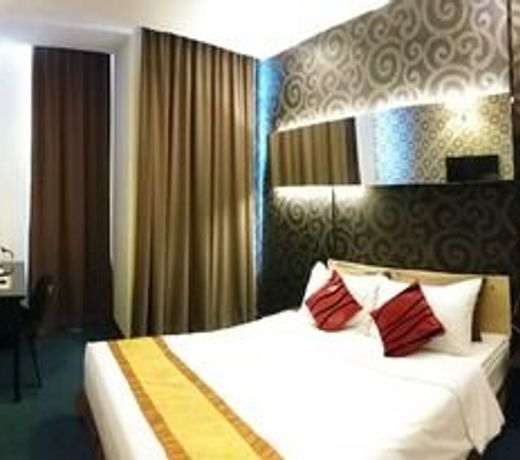 Paragon City Hotel
