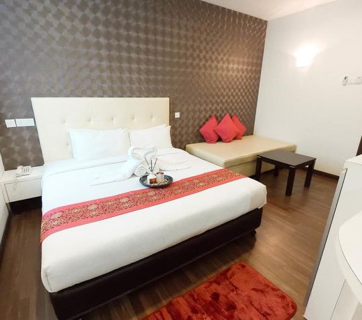 Erica Hotel
