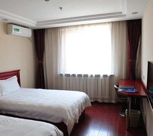 GreenTree Inn Liaoning Dalian Railway Station Expr