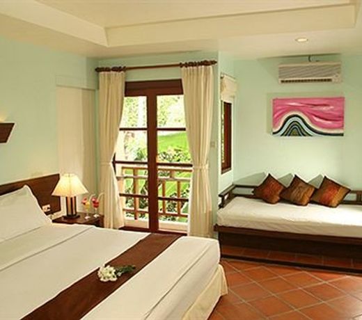 WORLD RESORT