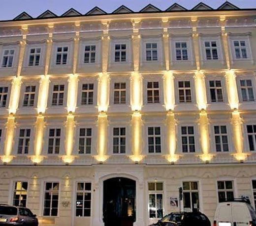 The Levante Rathaus Apartments