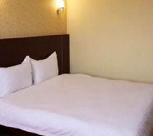 Pinshang Business Hotel