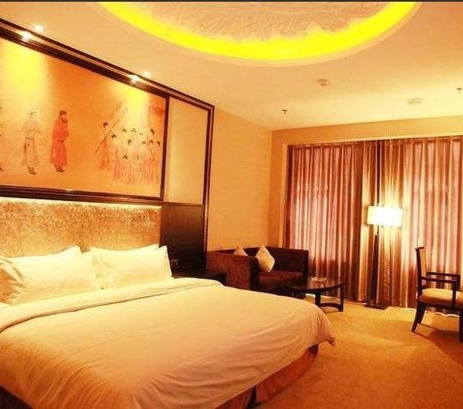 Morning Time Enjoy Service Hotel