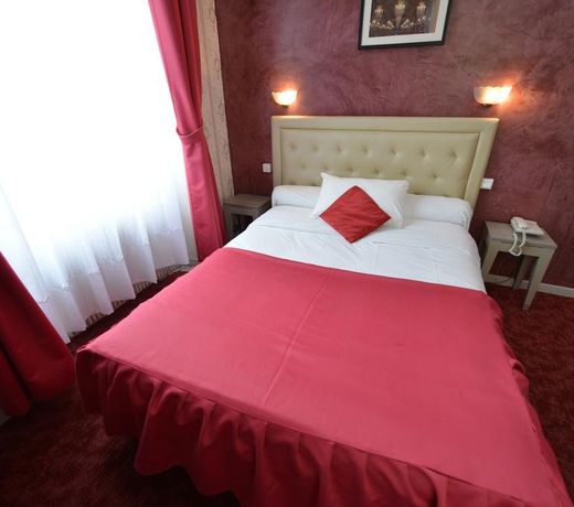 Royal Hotel Versailles