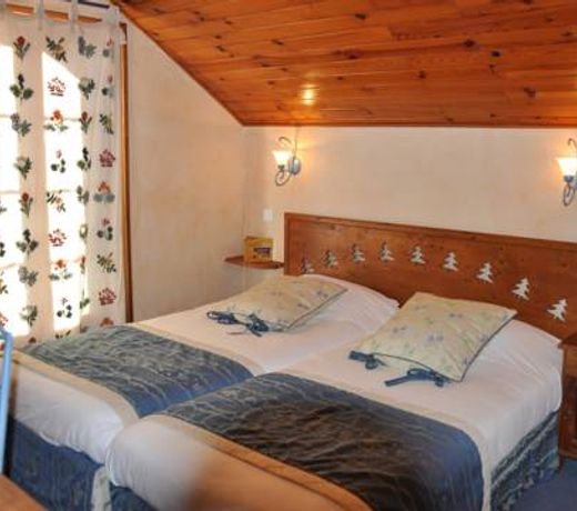 Le Chalet Suisse