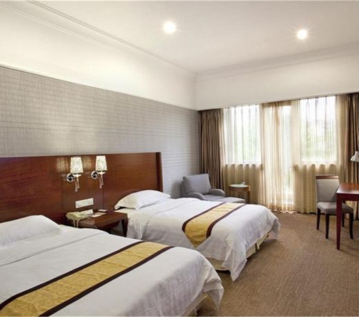 Carrianna Hotel