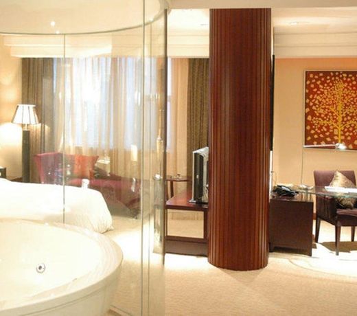 Centenio Kingdom Hotel