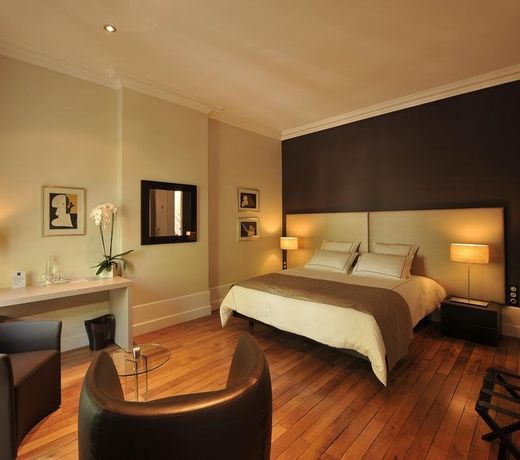 SUITES BERANGER