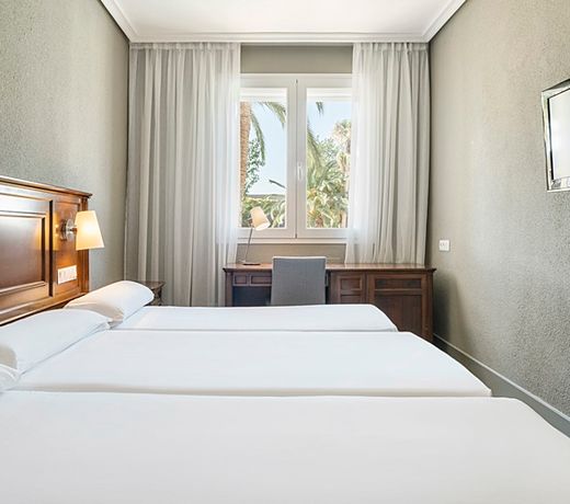 Hotel Ilunion Las Lomas