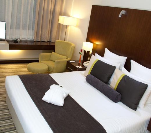 Avari Dubai Hotel