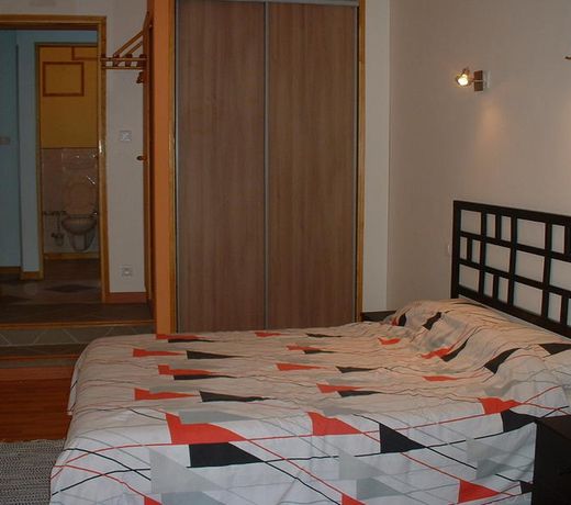 Real South Apartments