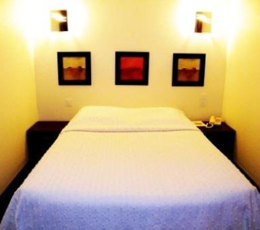 Auberge Saint Thegonnec
