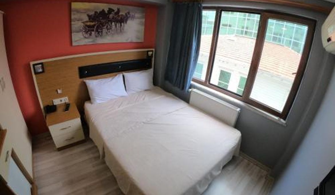 Naila Hotel