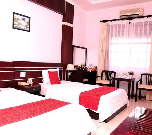 Cuu Long Hotel