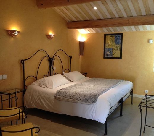 HÃ´tel Lou CaleÃ¹ restaurant le Rocher des Abeilles