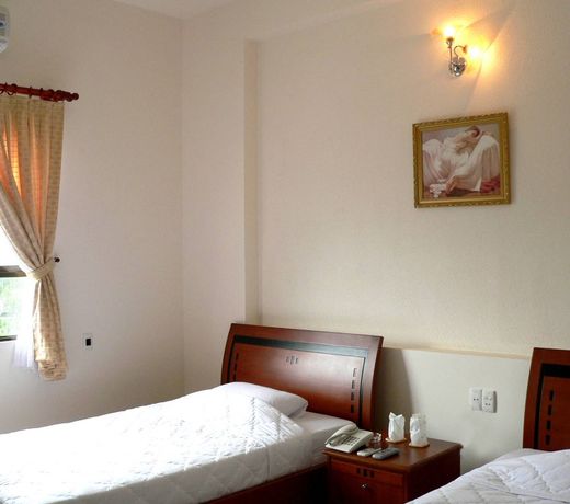 Chau Pho Hotel