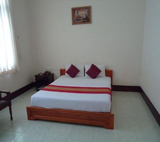 Dong Nam Hotel