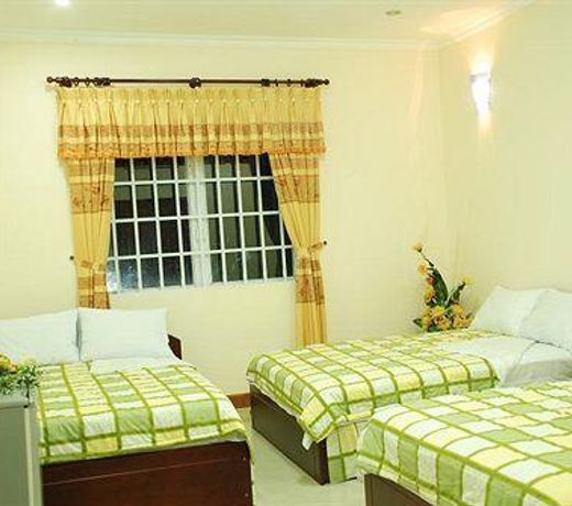 Ha Long Hotel