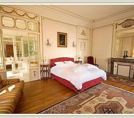 B&B ChÃ¢teau Les Orchidees SAUMUR