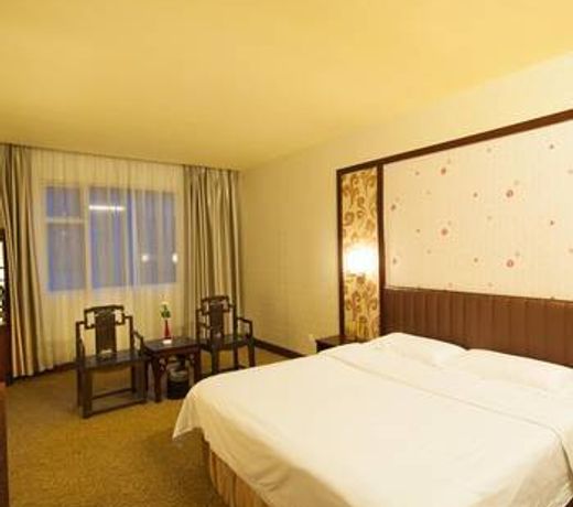 Sunshine Hotel