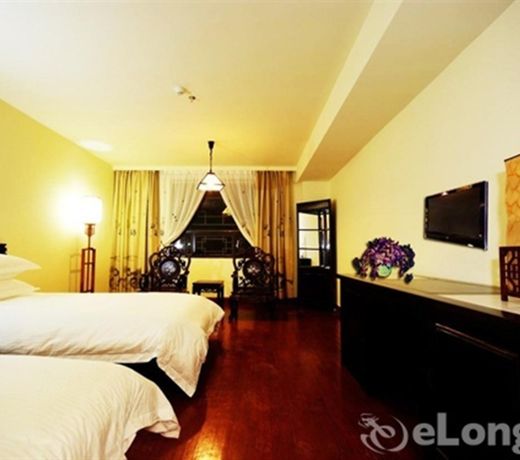 Sunshine Hotel