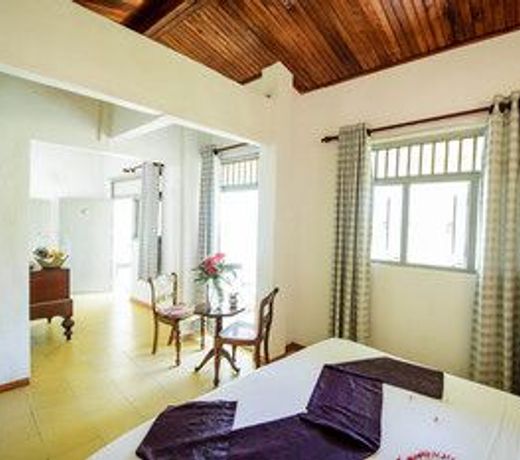 Amor Beach Unawatuna