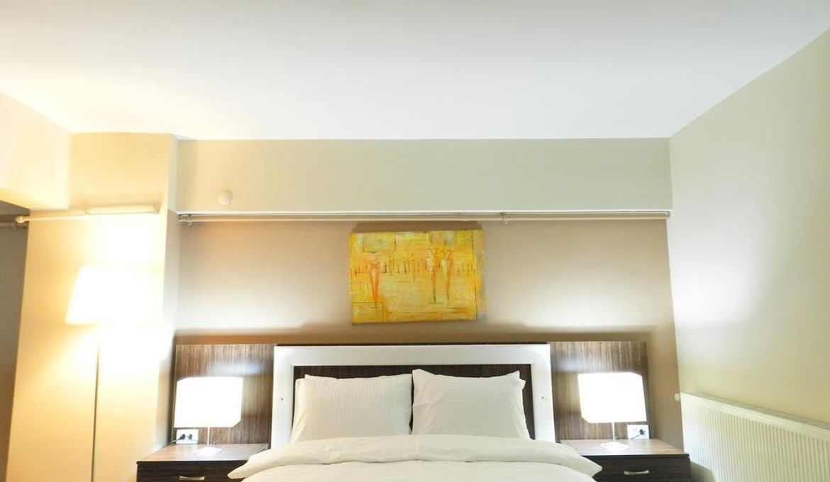 Simal Airport Suites