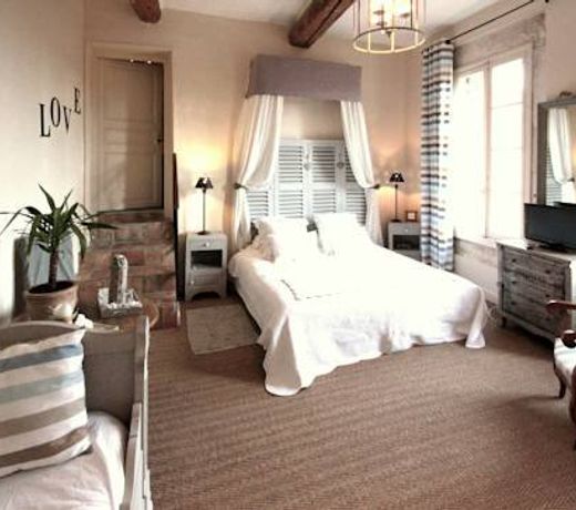 Chambre d'HÃ´tes au Domaine du Soleil Couchant