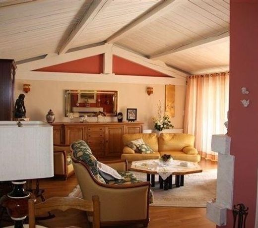 CHEZ SOI EN LUBERON