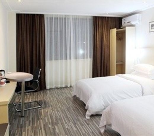 City Comfort Inn Beihai Laojie Seaview Branch