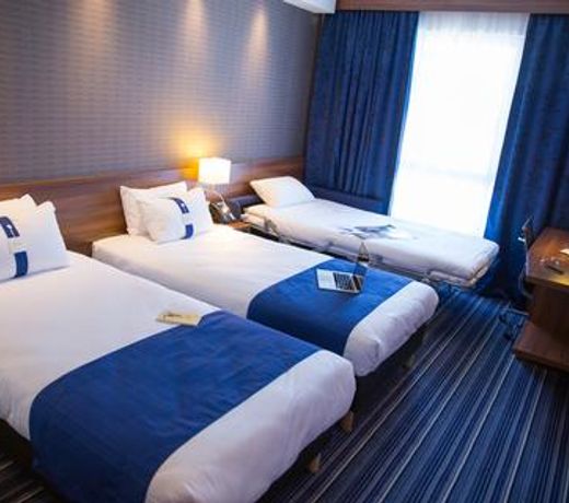 Holiday Inn Express Toulon - Est, an IHG Hotel