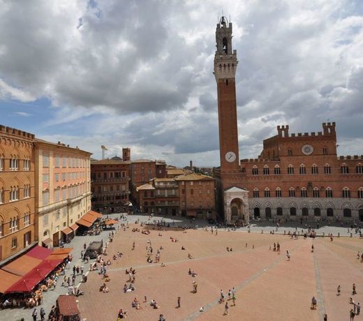 Piazza Del Campo